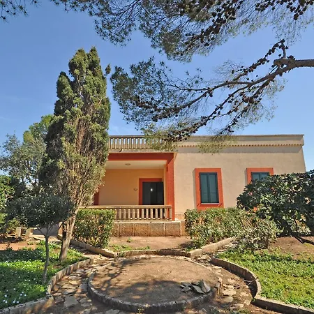 Dei Pini Vila Alliste