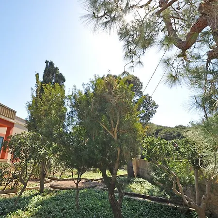 Dei Pini Villa *